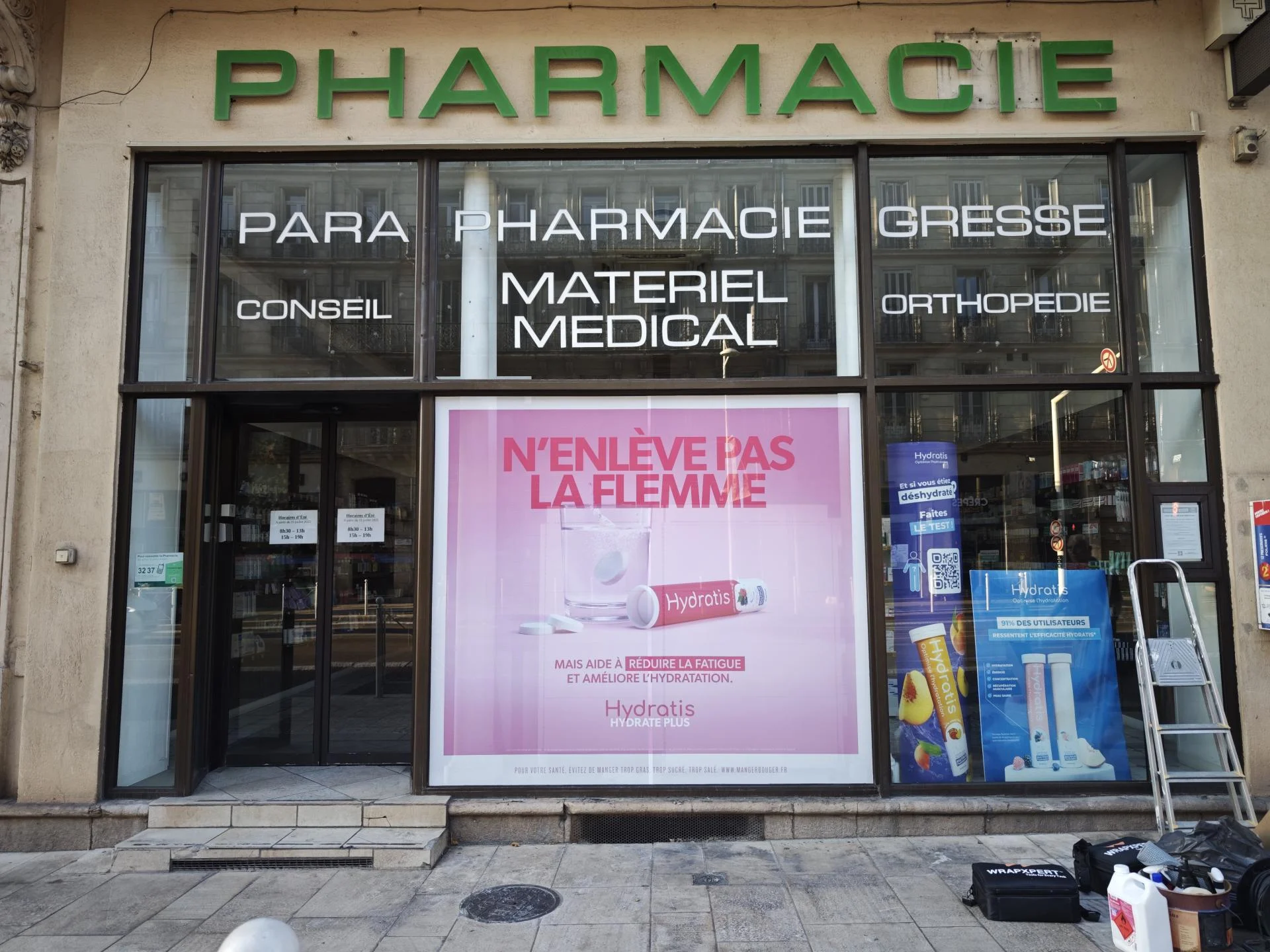 Marquage publicitaire vitrine Toulon